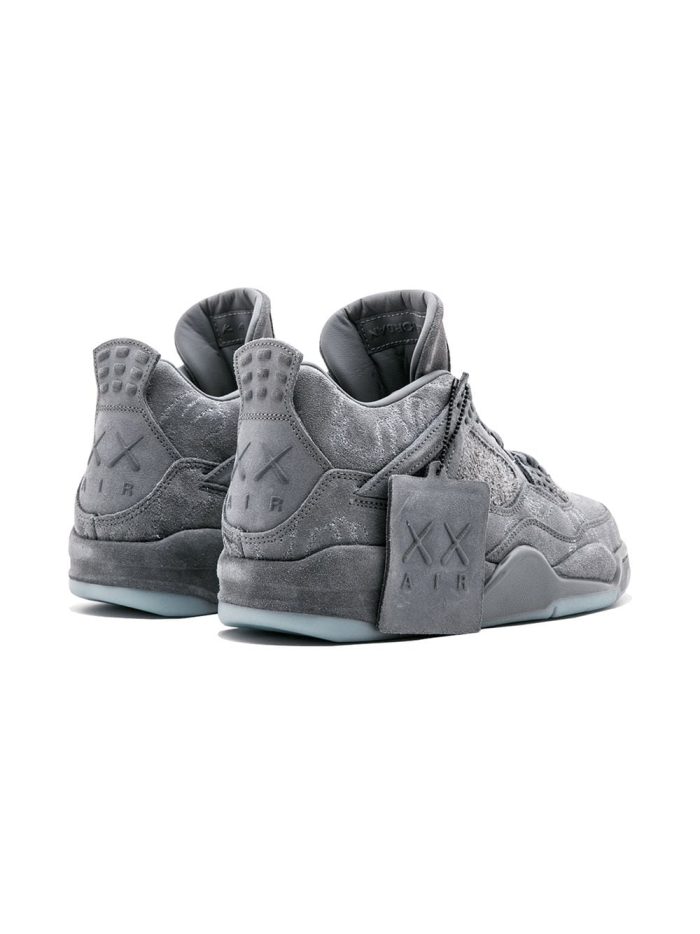 Kaws Retro sneakers - immagine 3