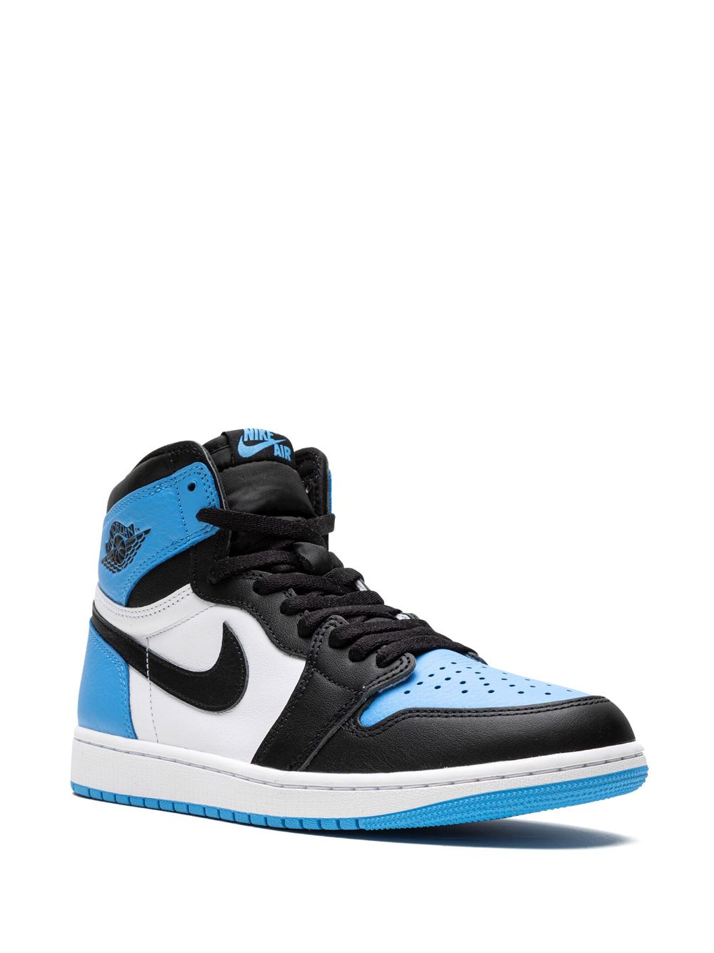 Retro High OG "UNC Toe"