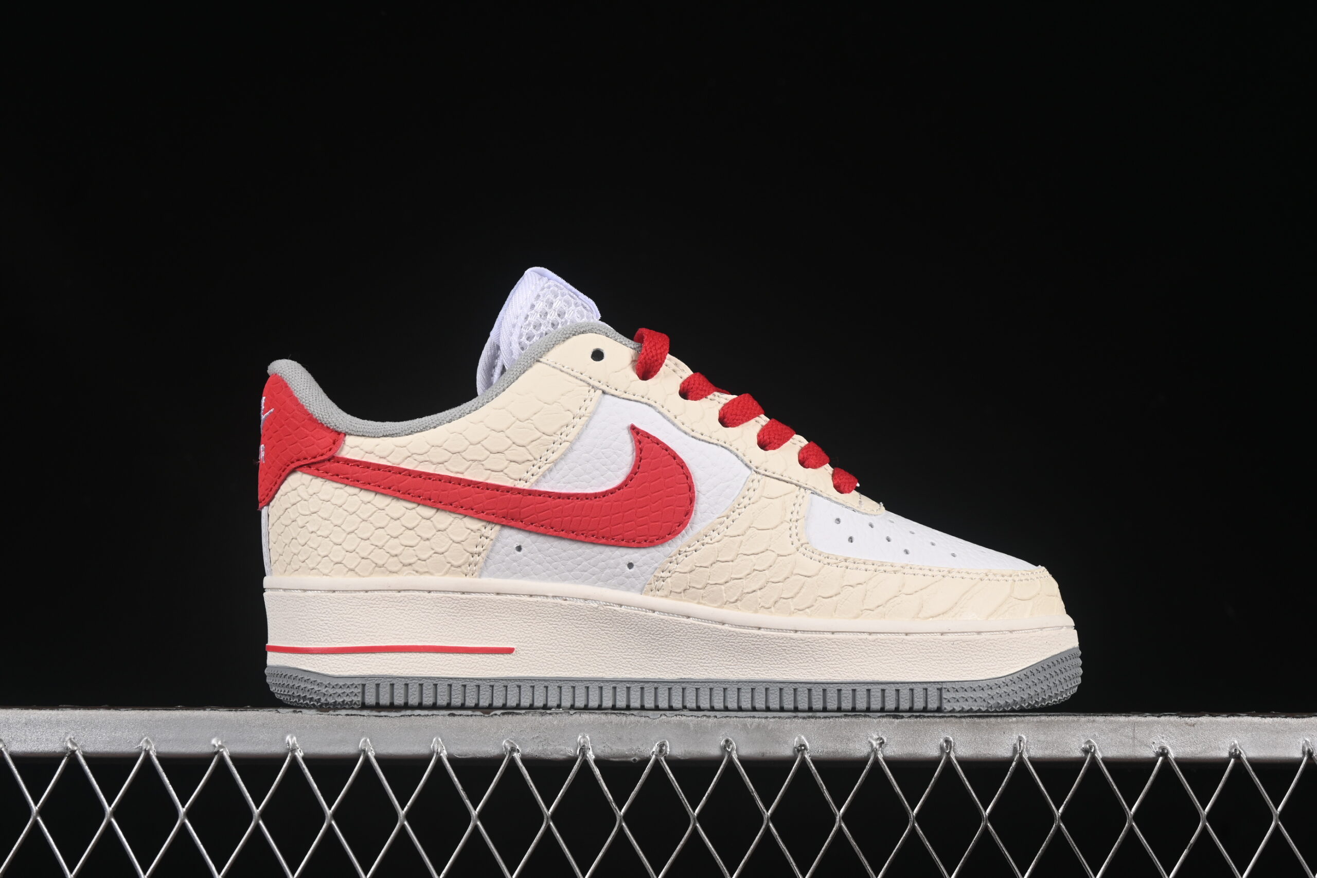 Custom Beige&Red