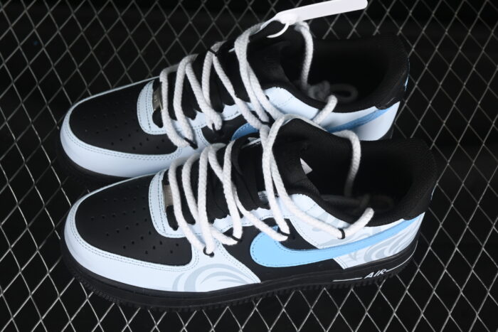 Custom Black&Blue - immagine 4