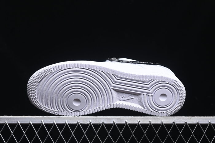 Custom White - immagine 3