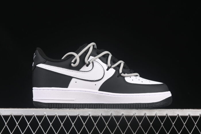 Custom Black&White - immagine 2