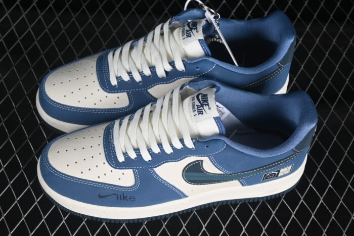 Blue&White - immagine 6
