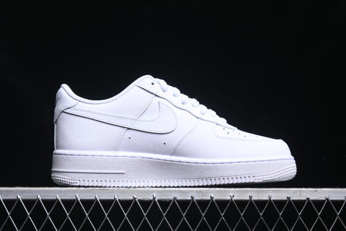 Custom White - immagine 2